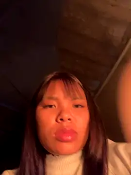 hello-cute online show from 12.04.25