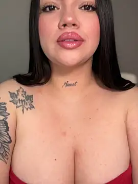 dulcemarianh  online show from 04.10.26