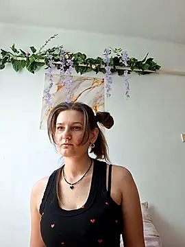 Nika aa online show from 04.20.26