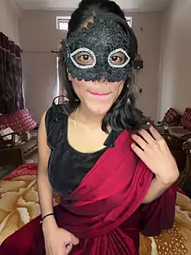 Lovebirdss online show from 02.05.26