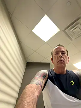 Snapshot of Crazy_Mike1 chatting on 10.10.25 Crazy Mike1 online show from 10.10.25