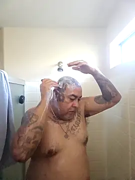 Snapshot of B1GLO chatting on 02.09.26 B1GLO online show from 02.09.26