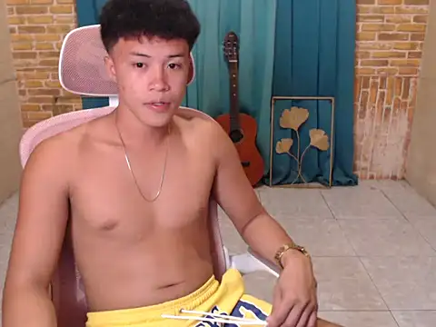 ur naughtyboy patrick online show from 11.03.25