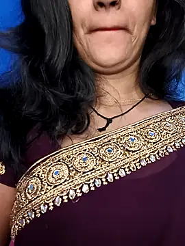 Janu-hasena online show from 04.18.26