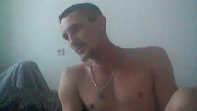 Snapshot of Twolatte chatting on 12.15.25 Twolatte online show from 12.15.25