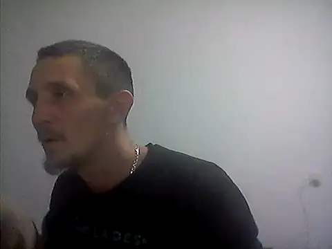 Snapshot of Twolatte chatting on 12.16.25 Twolatte online show from 12.16.25