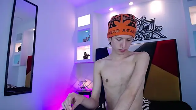 Emo Boy  online show from 01.13.26