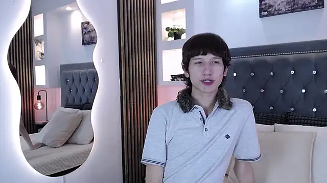 Emo Boy  online show from 04.11.26