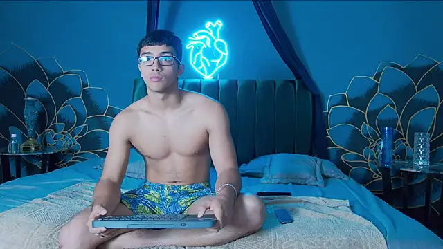 Stefano Calle online show from 11.04.25