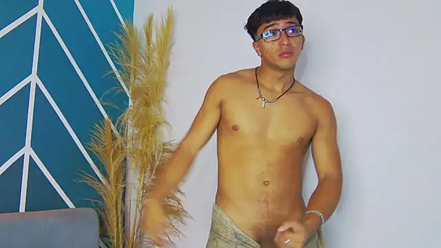 Stefano Calle online show from 12.04.25