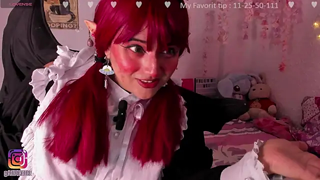 Emilycollei online show from 11.11.25