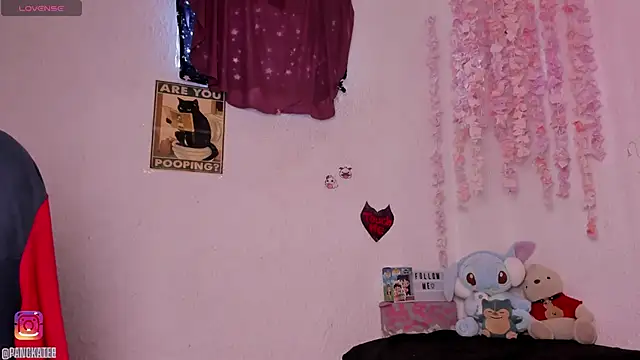 Emilycollei online show from 11.25.25