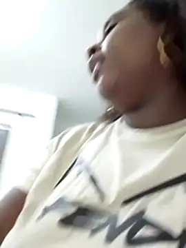 NaomiGrace  online show from 12.05.25