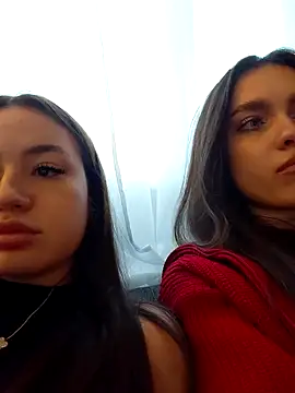 MayaGlow online show from 11.14.25