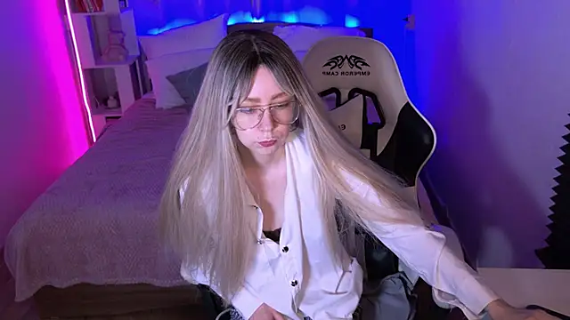 sofiisun online show from 11.04.25