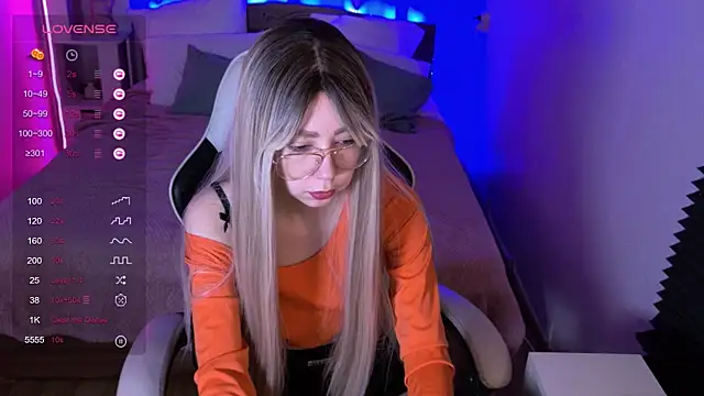 sofiisun online show from 11.25.25