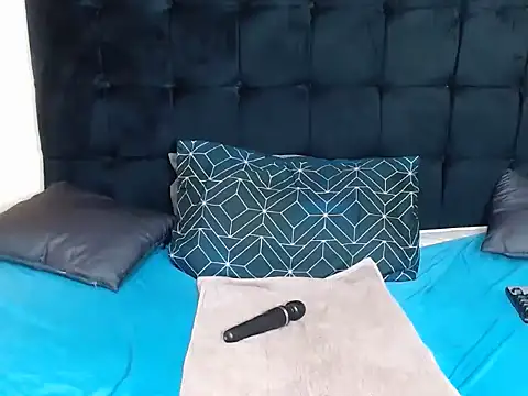 CaramelBootty online show from 10.26.25