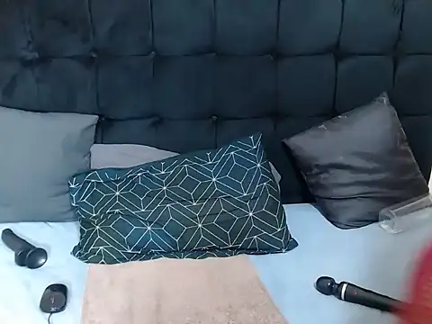 CaramelBootty online show from 11.23.25