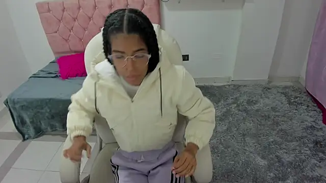 thianahorny online show from 01.08.26