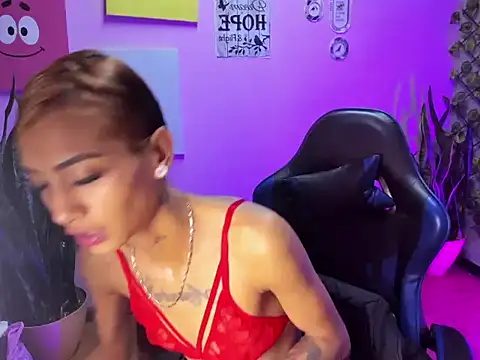 KarlaSlutSkinny   online show from 11.20.25