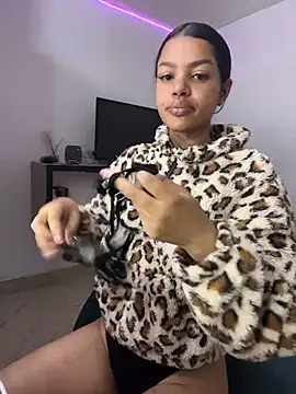 MeganHillss online show from 02.19.26