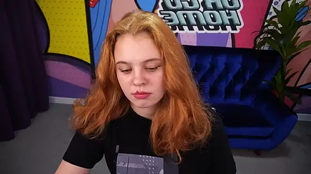 SnowWhiti online show from 10.31.25