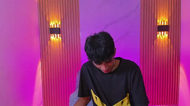 Ethan thouse online show from 12.05.25