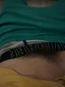 Snapshot of Theanimals chatting on 10.28.25 Theanimals online show from 10.28.25