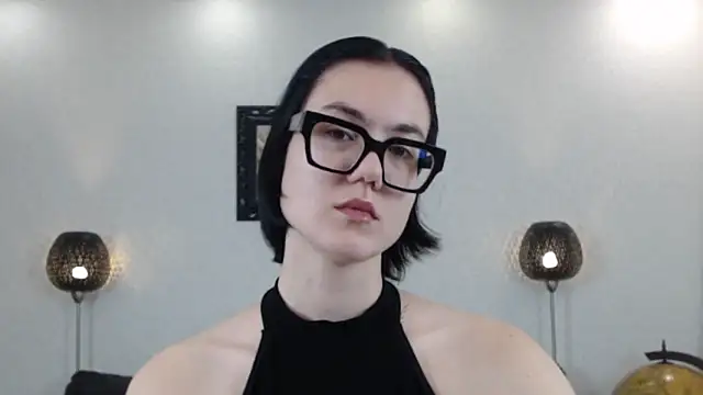 Marie Fitch online show from 11.05.25