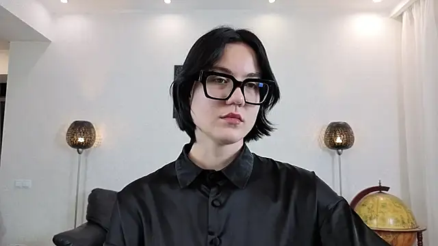 Marie Fitch online show from 12.22.25