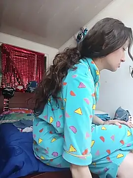 Lucy colee online show from 11.18.25