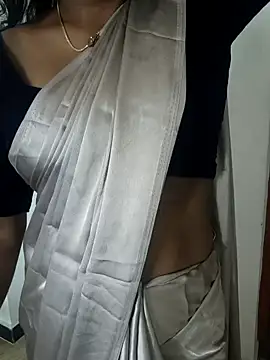 Tamilmallu-duskygirl03 online show from 11.03.25