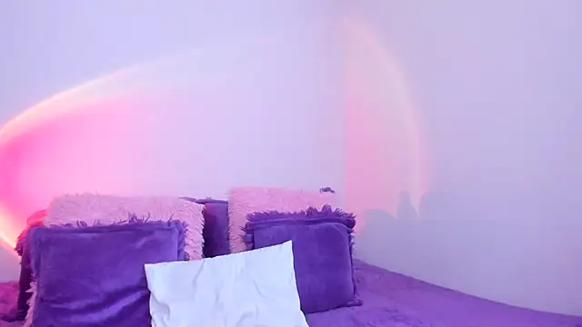 HeidyRousse online show from 03.20.26