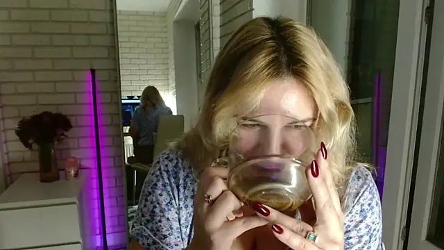 Passion-Blondy online show from 11.25.25