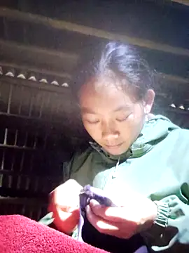 gio-thu online show from 10.24.25