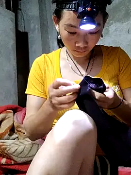 gio-thu online show from 04.17.26