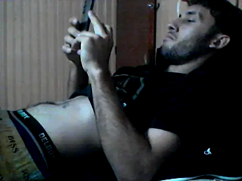 Snapshot of hique25 chatting on 11.09.25 hique25 online show from 11.09.25