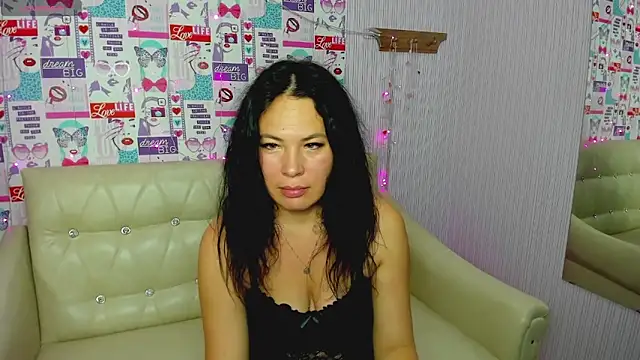 Victoria Panther online show from 10.11.25