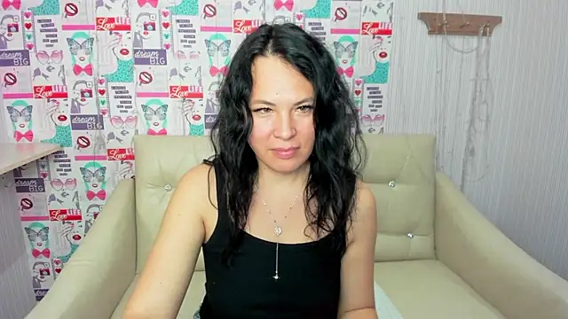 Victoria Panther online show from 11.04.25