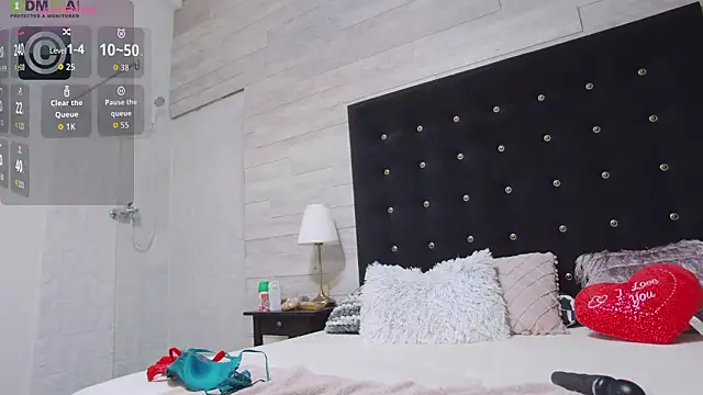 Ella Lizzie online show from 03.18.26