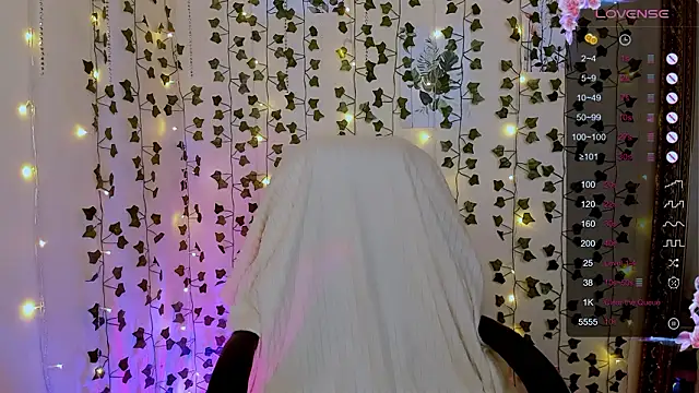 Evaa Braunn online show from 02.02.26