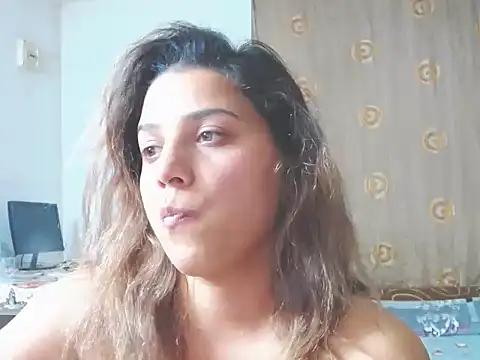 MadisonCharm online show from 04.18.26