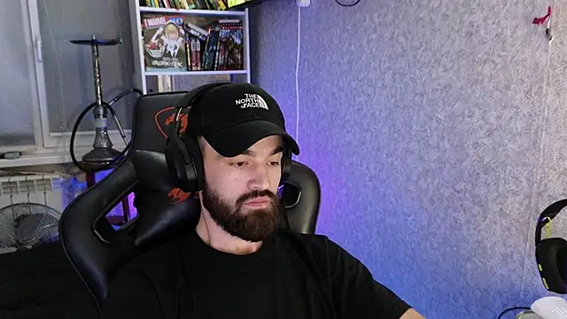 Nik Namee online show from 10.26.25