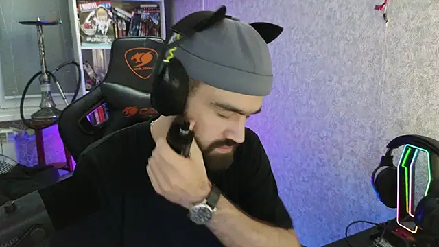 Nik Namee online show from 10.31.25