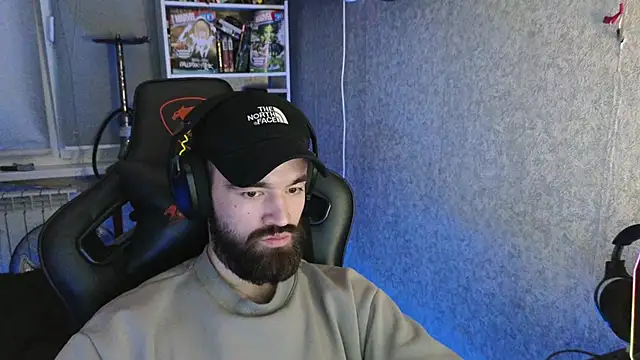 Nik Namee online show from 11.13.25