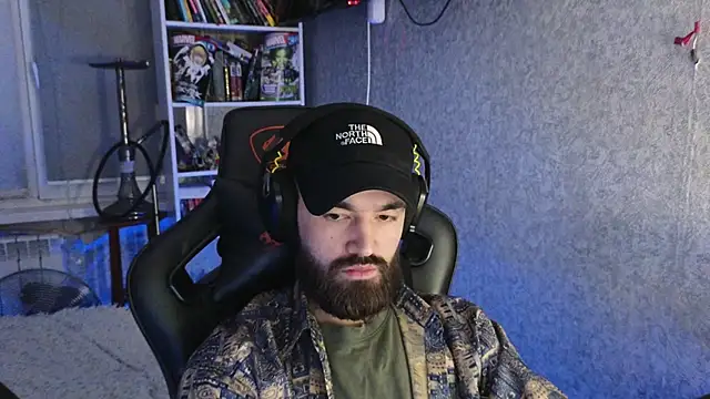 Nik Namee online show from 12.14.25