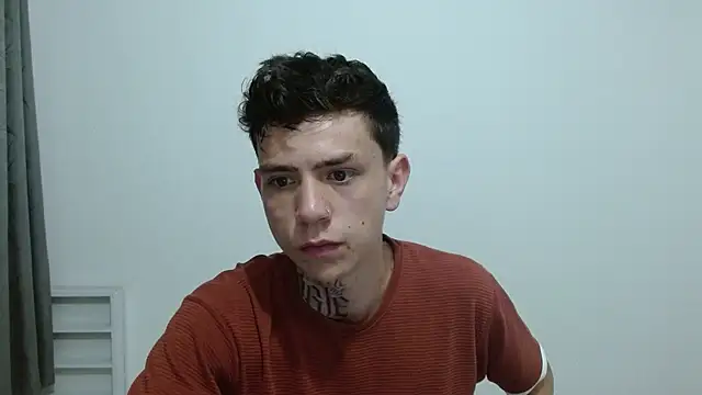 Snapshot of hot_teo_ chatting on 11.28.25 hot teo online show from 11.28.25