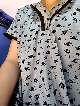 Snapshot of JIYA_23 chatting on 11.02.25 JIYA 23 online show from 11.02.25