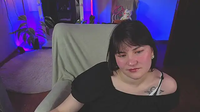 Vicki Smile online show from 10.17.25