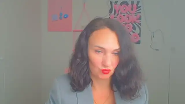 Rosie Rosee online show from 04.23.26